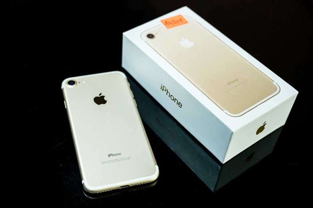 iPhone 7 /32 GB Gold
