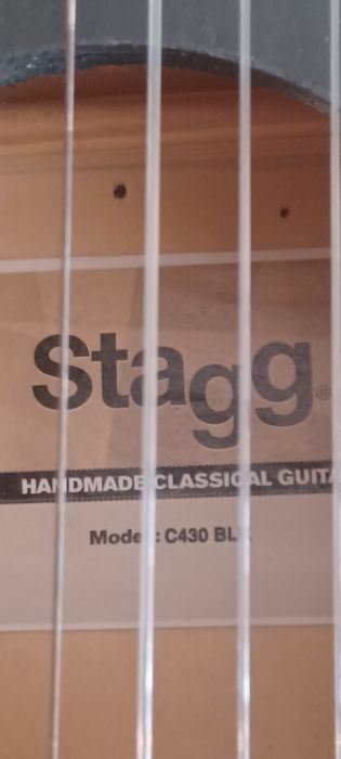 Guitarra clássica C430 nova