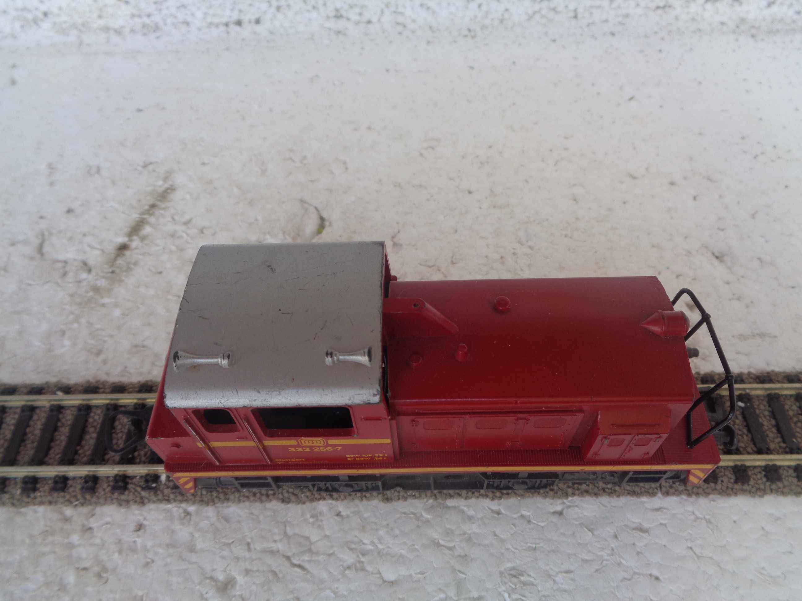 1:87 LIMA Locomotiva diesel de manobras V 332 da DB comboio