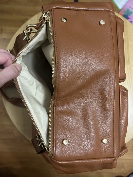 Шкіряна сумка-рюкзак для мами Yomiky