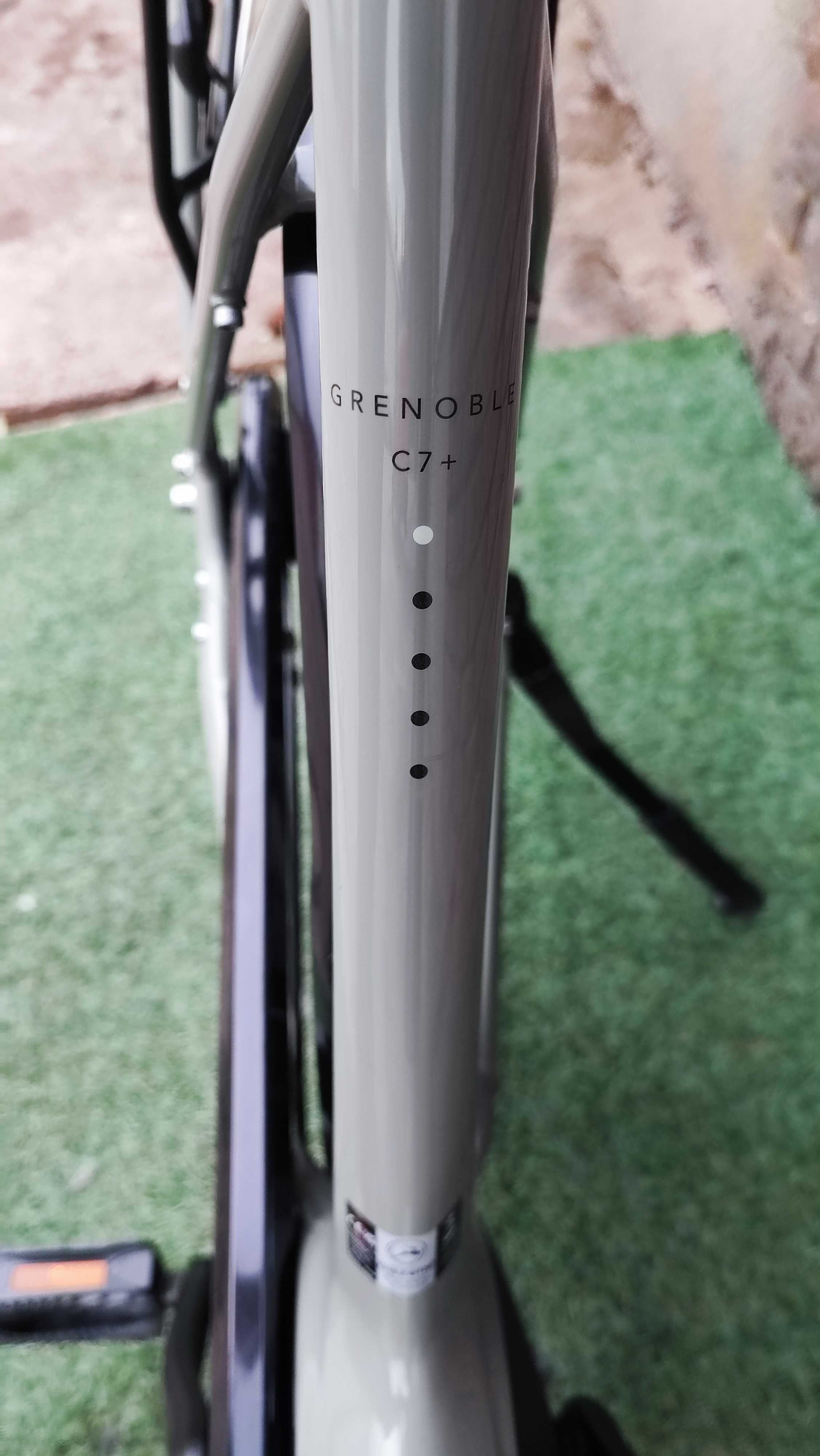 Rower Elektryczny Gazelle Grenoble C7+ nowy model tarcze BOSCH SMART