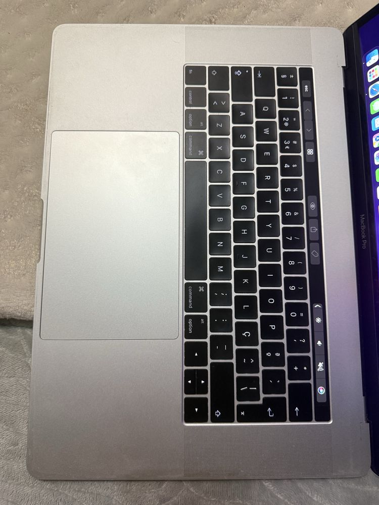Macbook Pro 15” 2016
