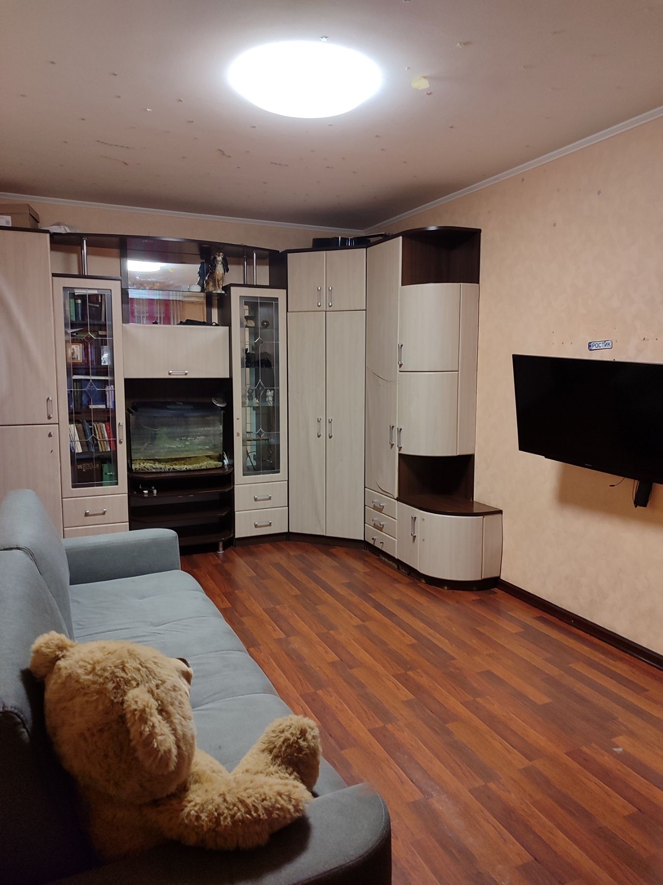 Троещина. ОРЕНДА ГАРНОЇ 1-і кв. Вул. Архітектора Ніколаєва 9-А.