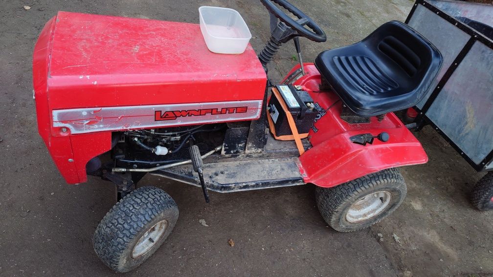 Traktorek kosiarka MTD  11 hp