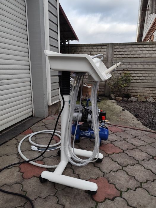 Стоматологічна установка. Стоматологическая установка.