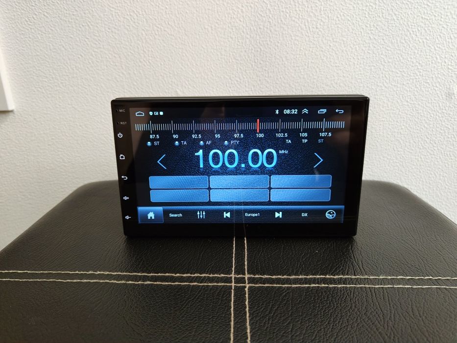 Автомагнитола 7" 2/32gb с CarPlay и Android Auto