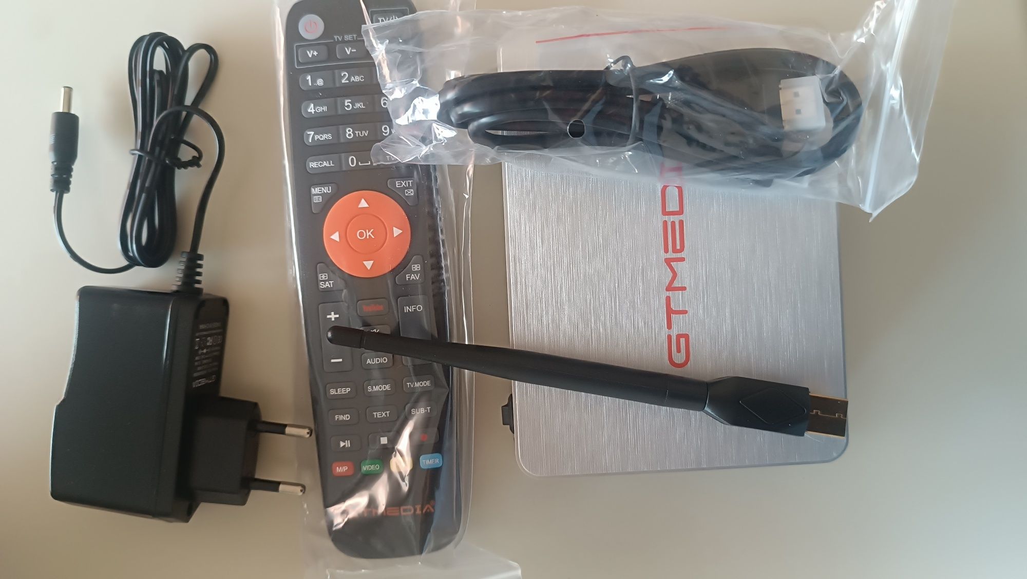 Sintonizador DV3 T2&C - GTMedia V7