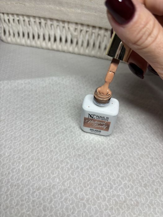 Nails company lakier hybrydowy