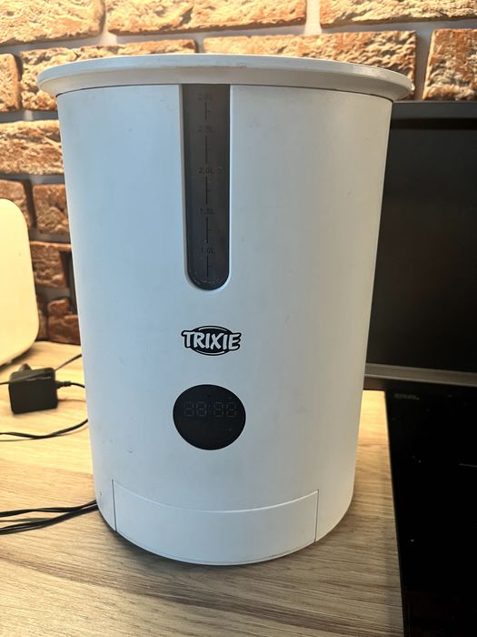 Automatyczny podajnik karmy Trixie TX9