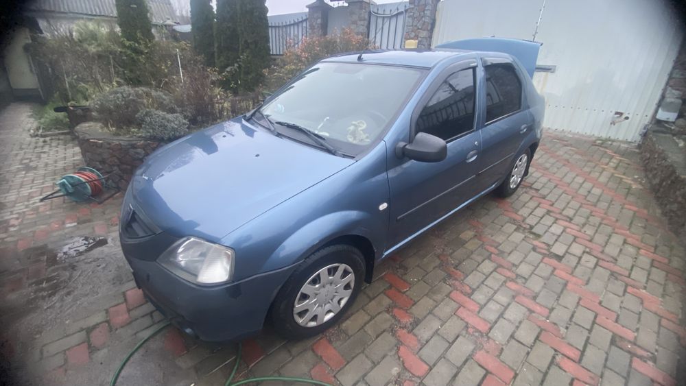 Продам Dacia Logan 1.6