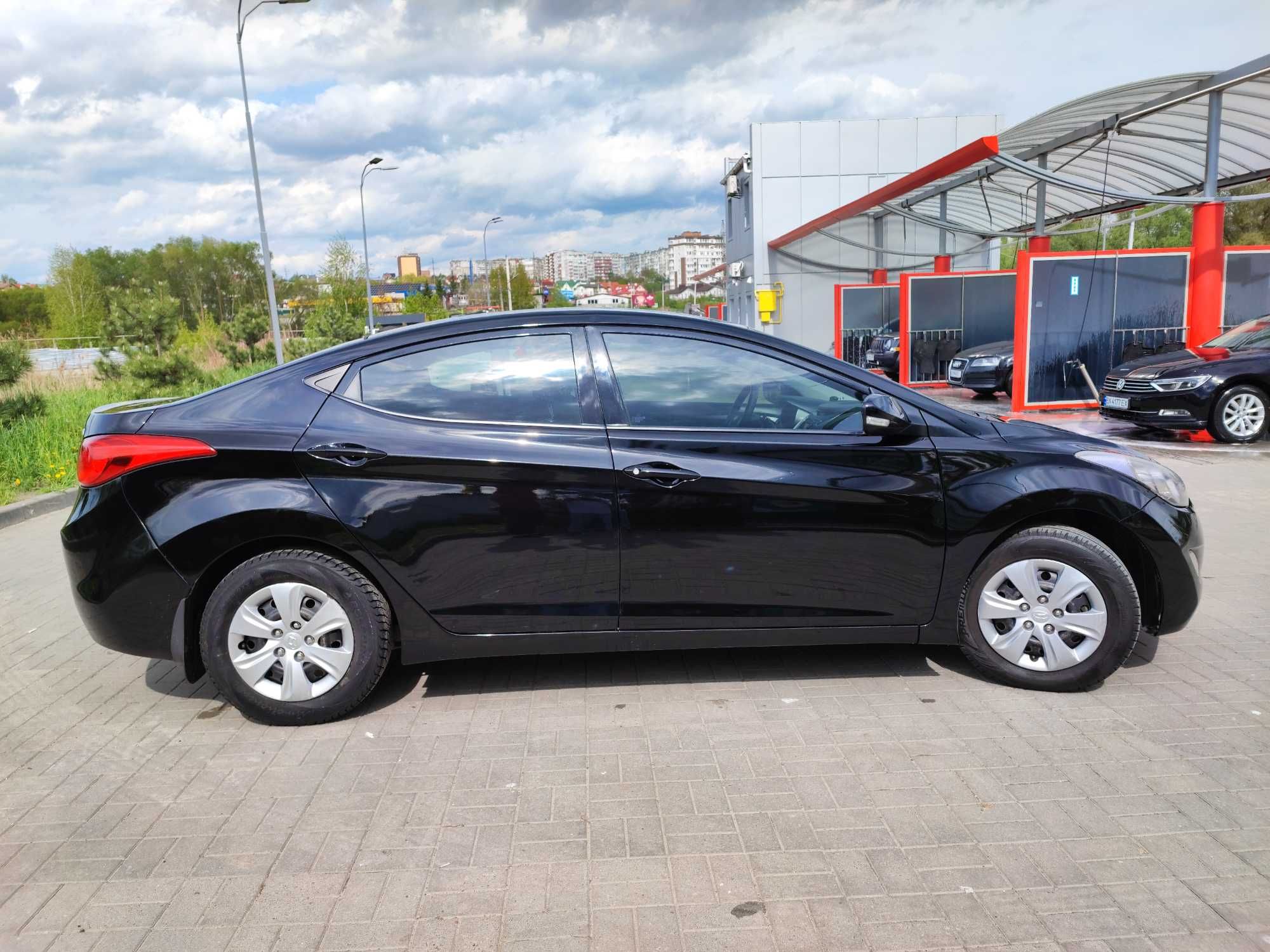 Hyundai Elantra 2013