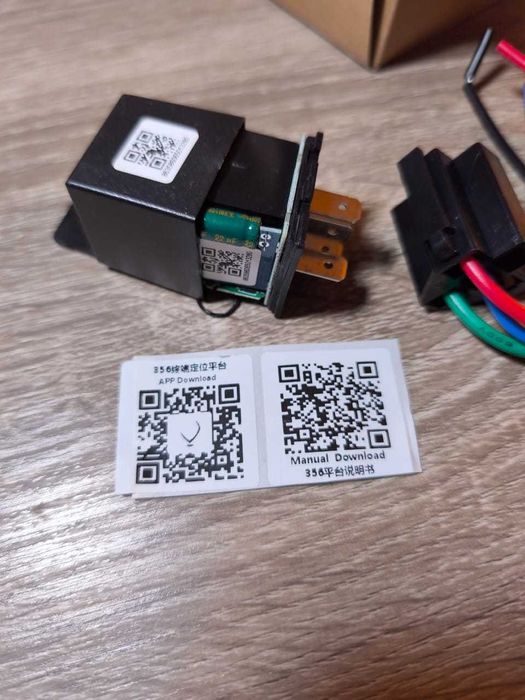 Автомобільний GPS трекер реле - CJ720 / 9-95V / online трекінг
