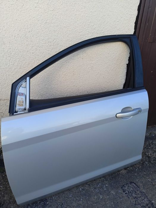 Ford Focus mk2 lift drzwi lewy przód kod 0,3