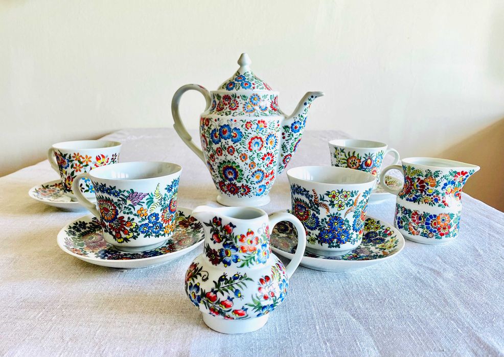 Serwis do kawy, herbaty ręcznie zdobiony - porcelana opolska.