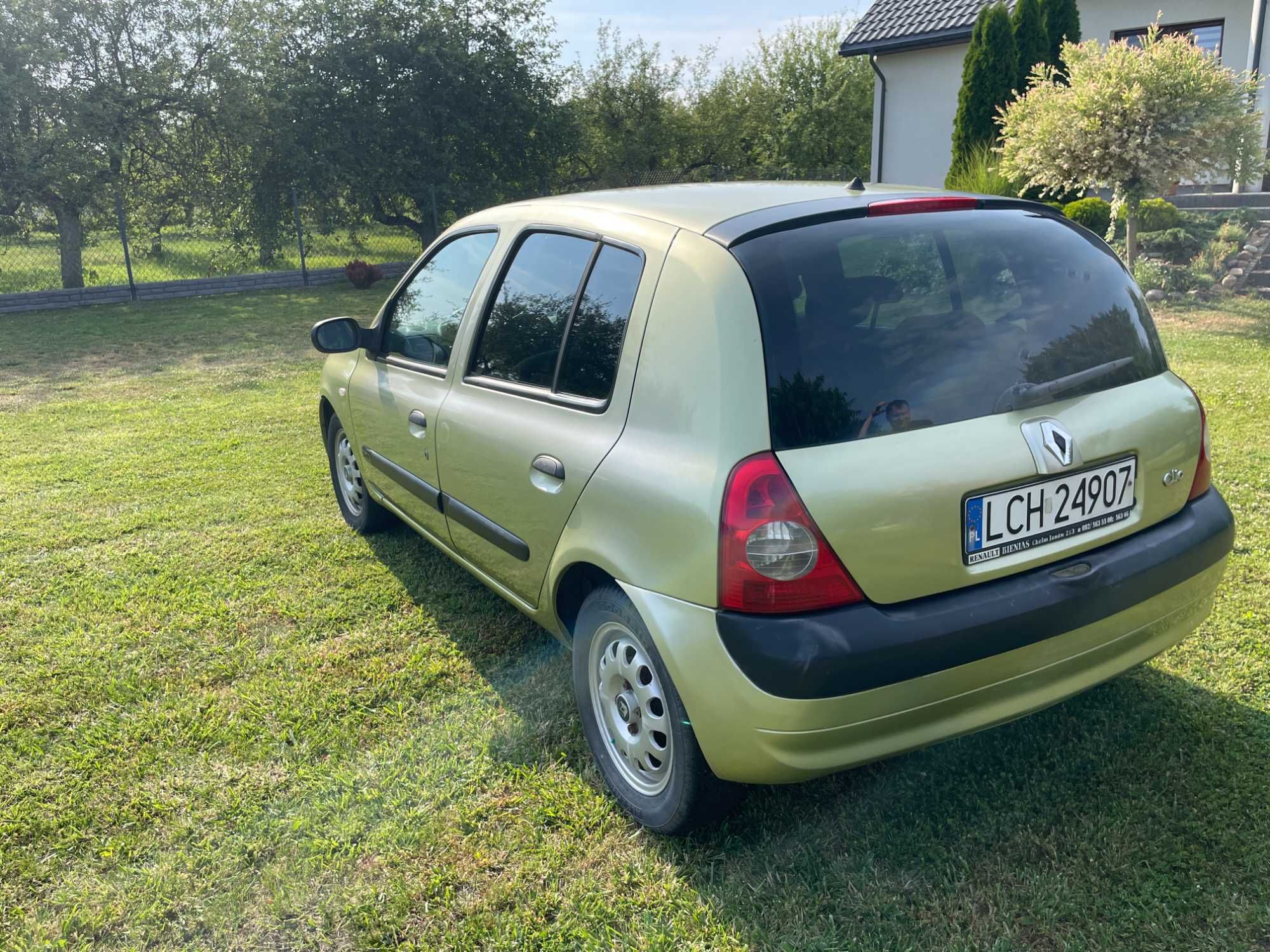 Renault Clio II 1.2 16V | 2004 |