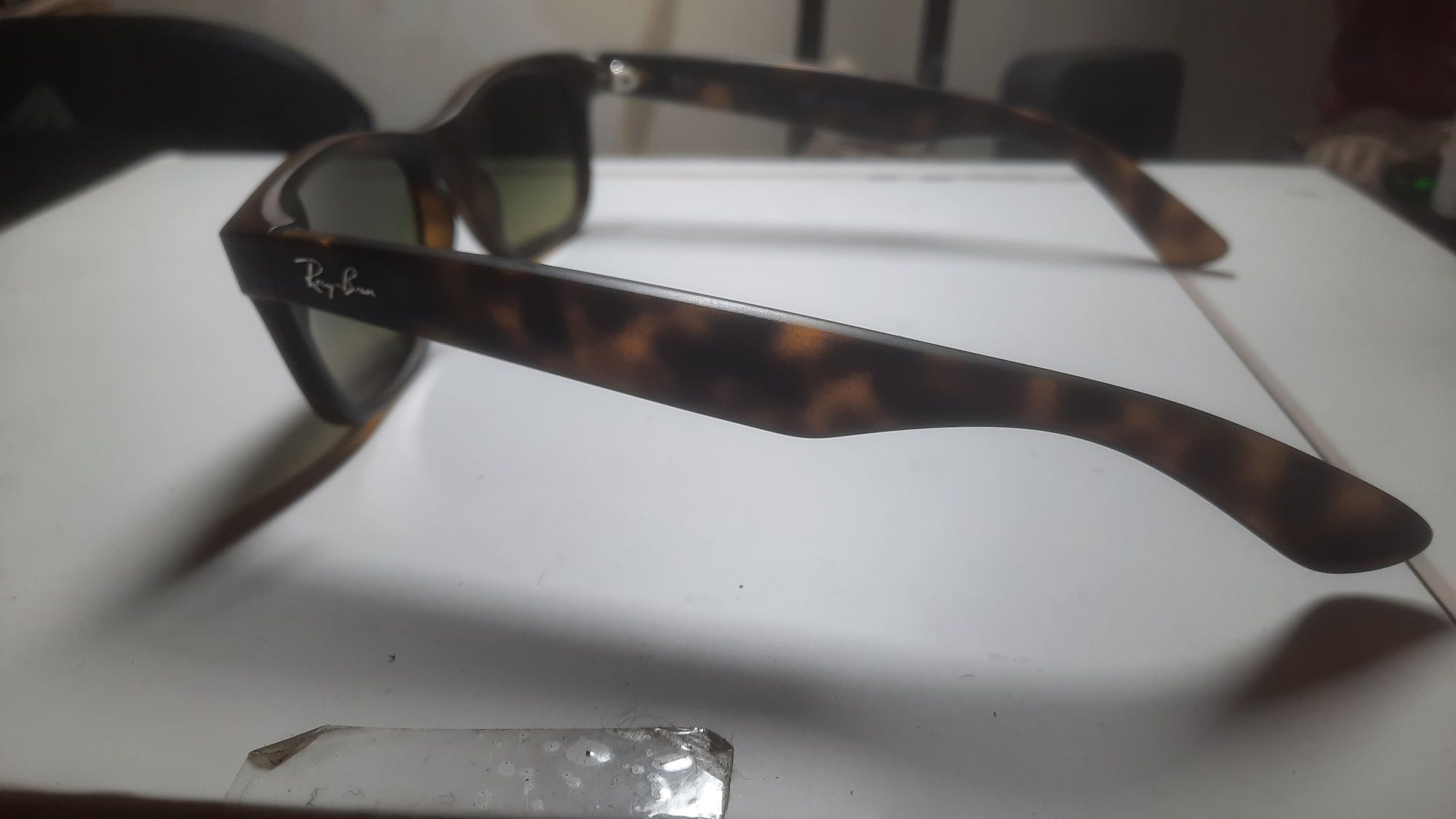 Ray-ban RB 2132 New wayfarer 145