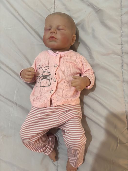 Bebe reborn bom estado