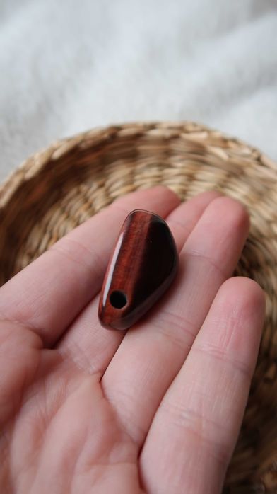 Bawole oko zawieszka wisiorek na łańcuszek kamień