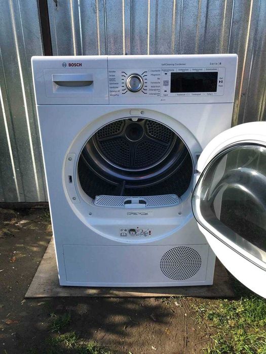 Сушильная / сушильна машина Bosch WTW875W0 з тепловим насосом.