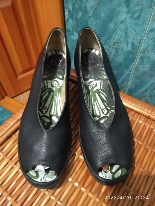 Туфли.туфлі ,обувь Fly London р 40( 25 см)  Португалия , кожа