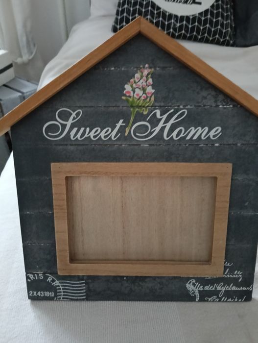Ramka na zdjęcie stojąca domek
