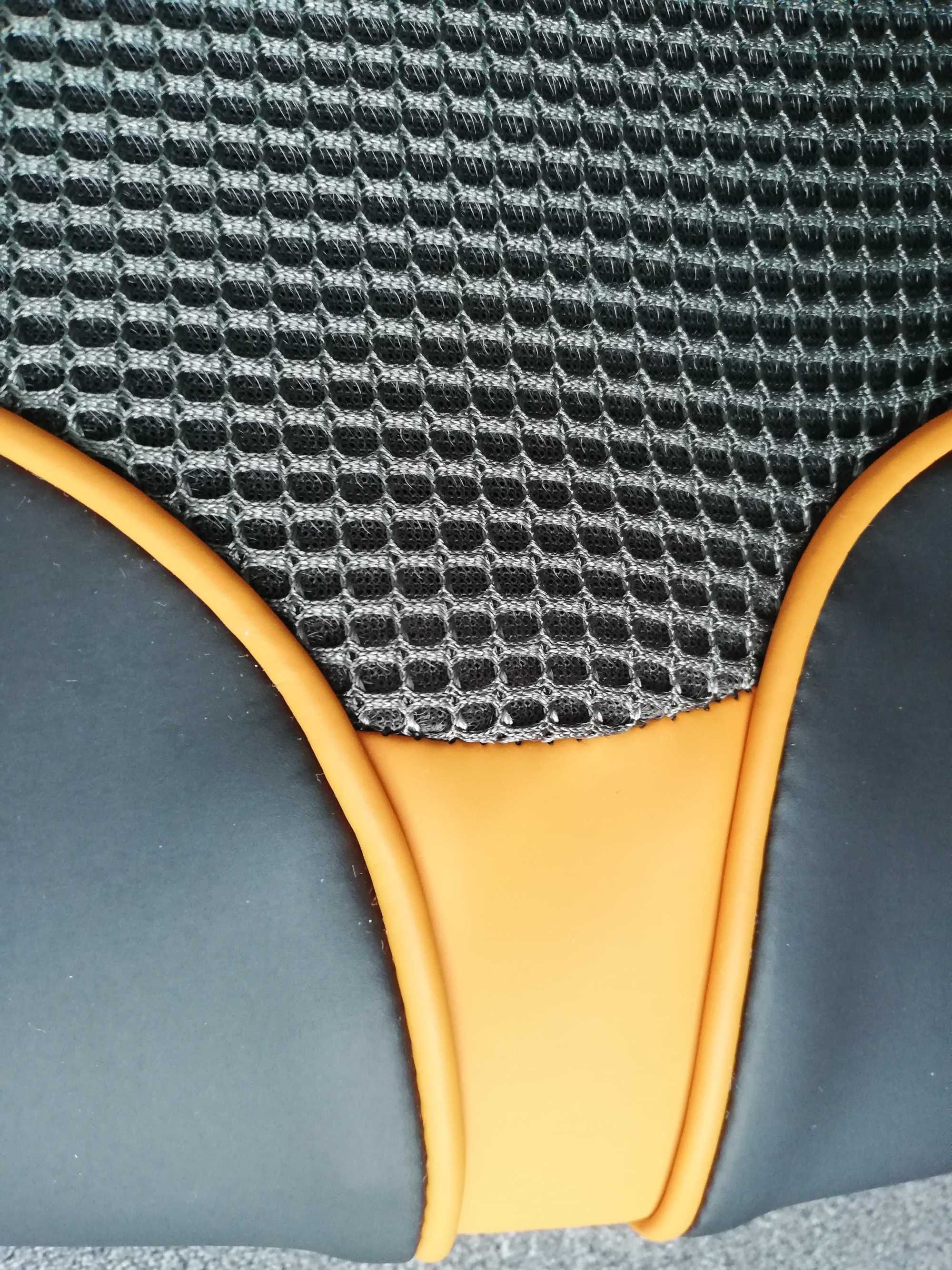 Masażer  Shiatsu MC 82L