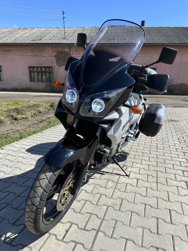 Suzuki V-Strom  1000 2003