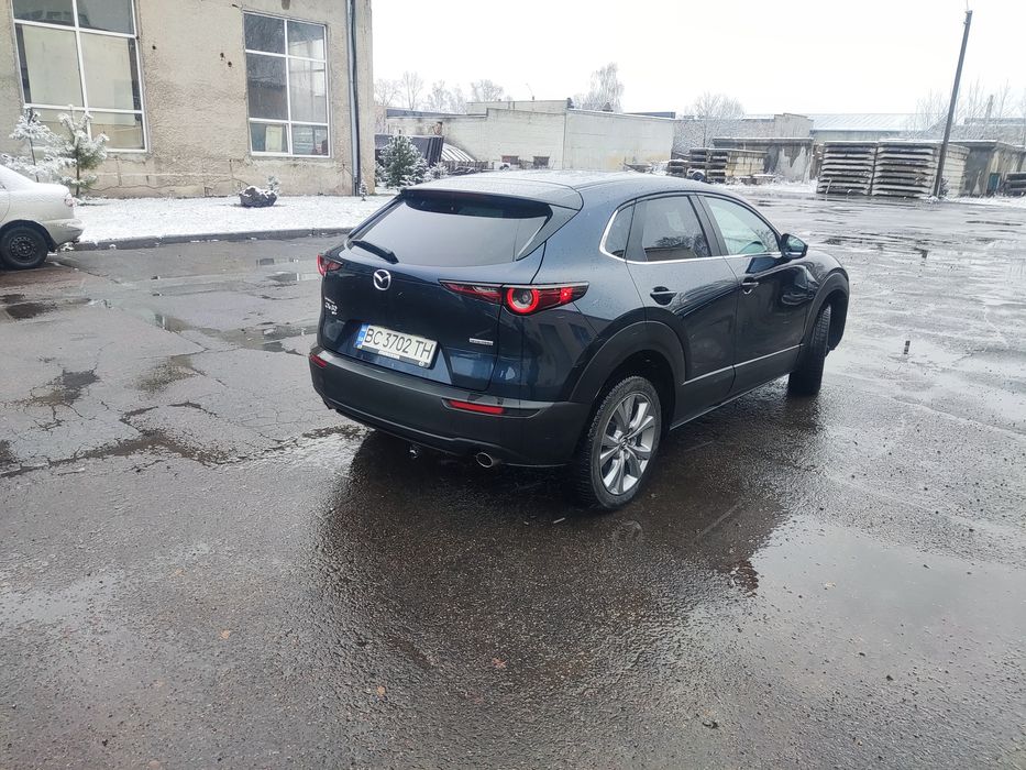 Автомобіль  Mazda cx30