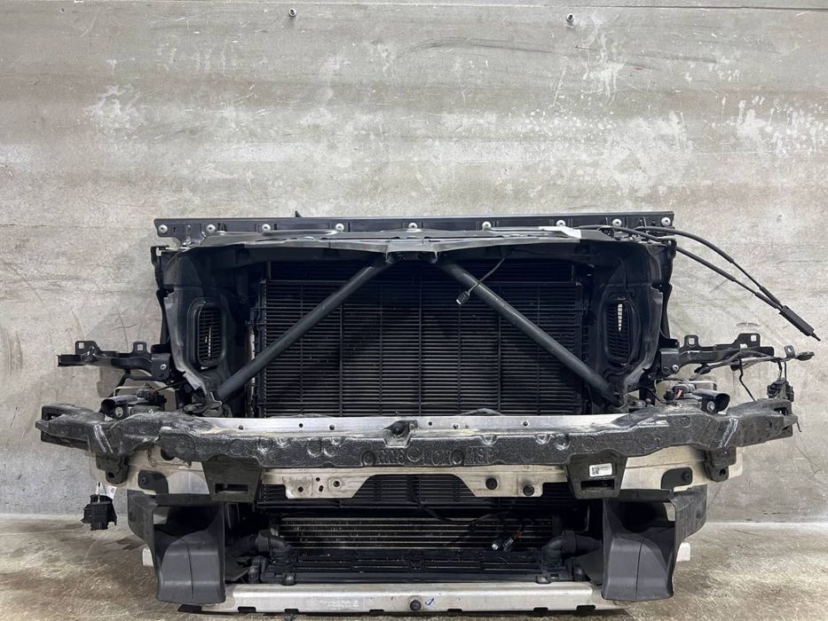 Передня панель взборі до bmw x6m f96 рест