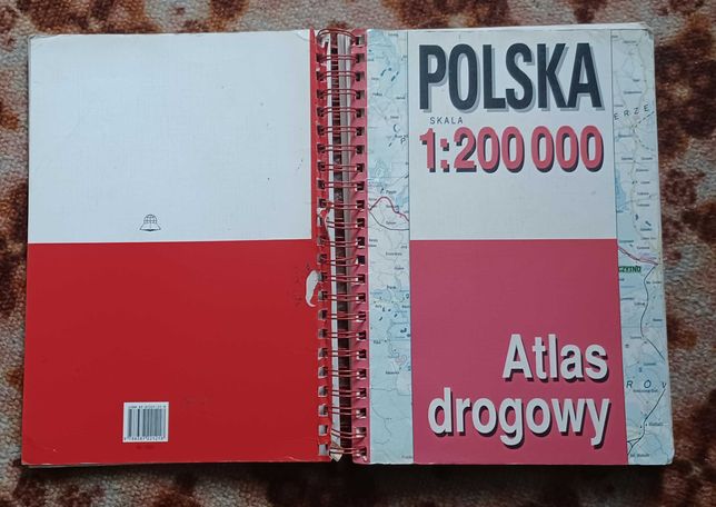 Atlas drogowy POLSKA / 365 str. / z 1988 roku