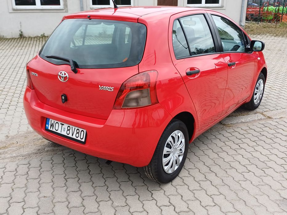 Toyota Yaris 1.0 2008r