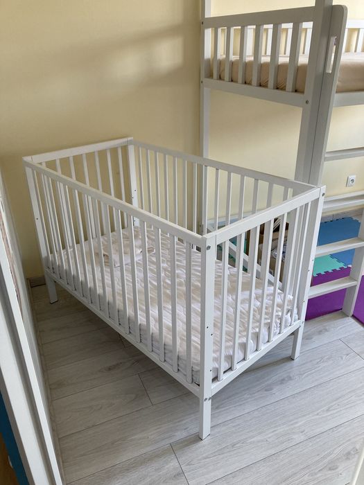 OKAZJA Łóżeczko dziecięce 60x120 z materacem, wyciągane szczeble