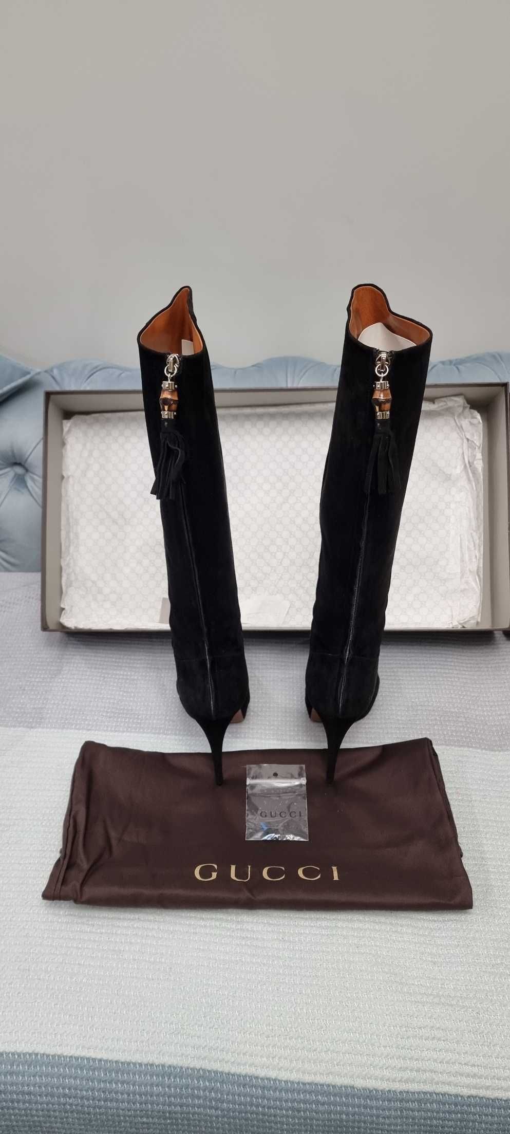 Продам женские сапоги GUCCI  черные замшевые 39 размер