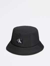 Новая шапка-панама calvin klein(ck nylon monogram bucket hat)с америки