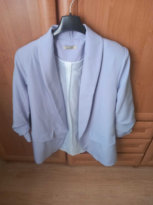 Elegancki garnitur damski fioletowy