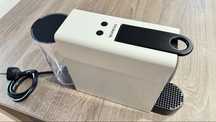 Maquina Nespresso Essenza Mini