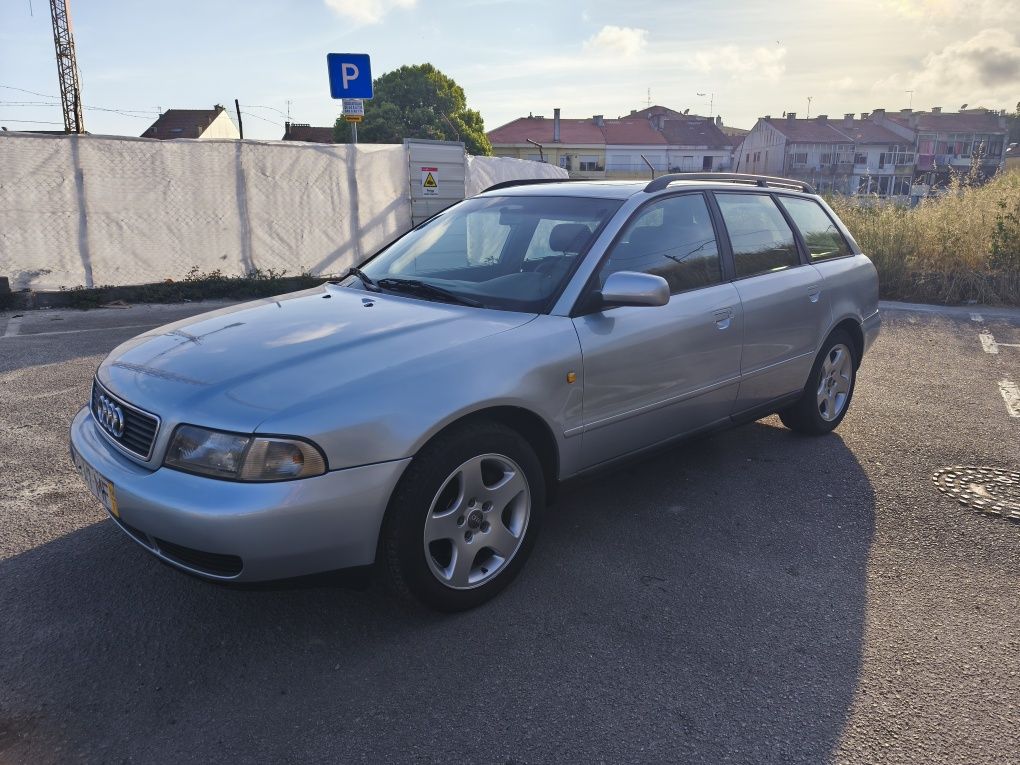 Audi A4 (B5) Avant 1.9 TDi pronta para andar!