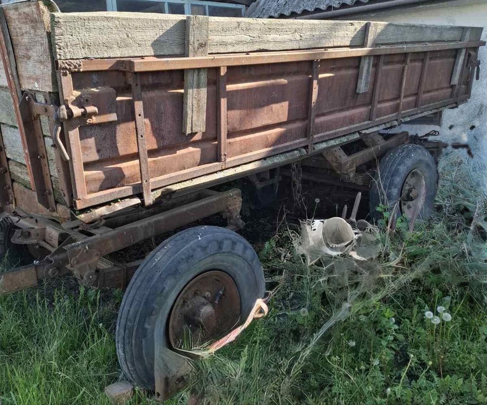 Причіп на кругу 2птс4