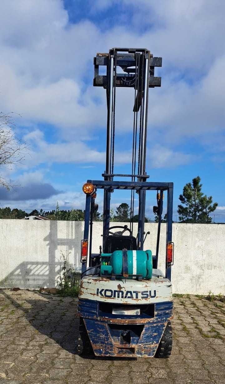 Empilhador para venda