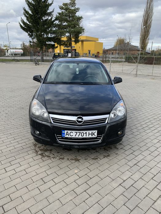 Opel Astra 1.6 2013рік 69тис оригінального пробігу