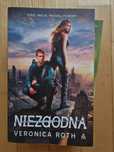 Niezgodna. Veronica Roth