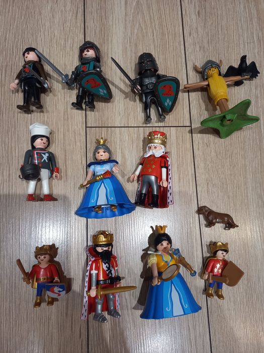 Playmobil Rycerze Zamek Zbójców 4866 + rodzina królewska + 4 figurki