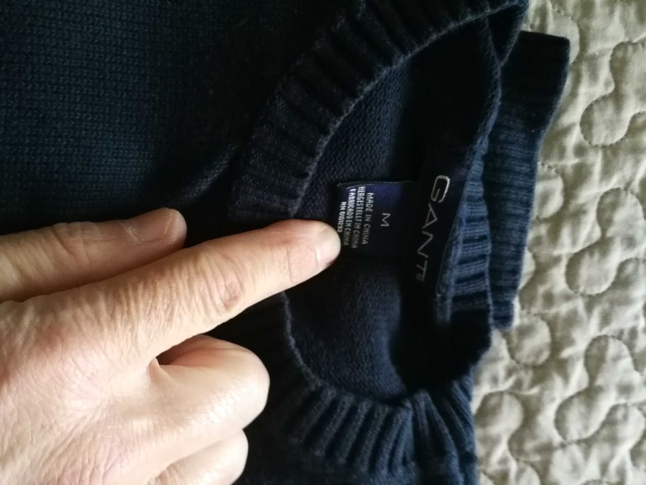 Camisola azul marinho Gant.