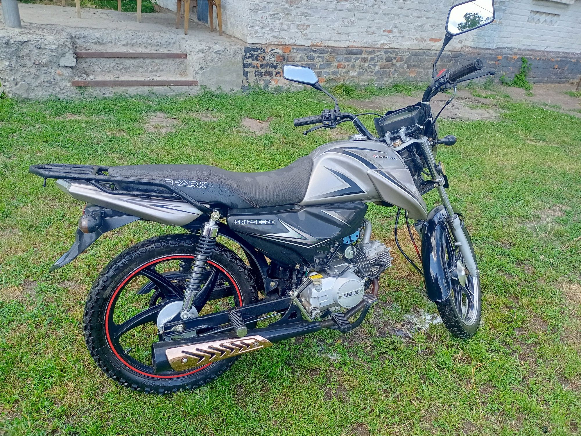 Продам мотоцикл Spark125c-2c