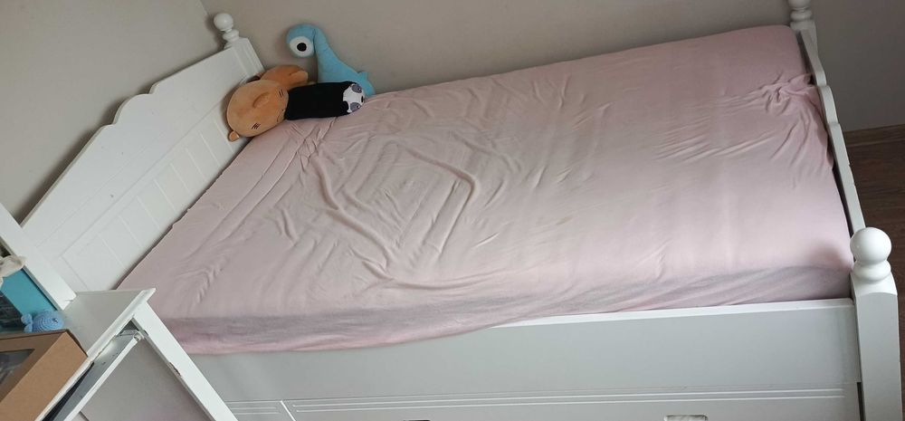 Meble do pokoju młodzieżowego białe (Bydgoska Fabryka Mebli)