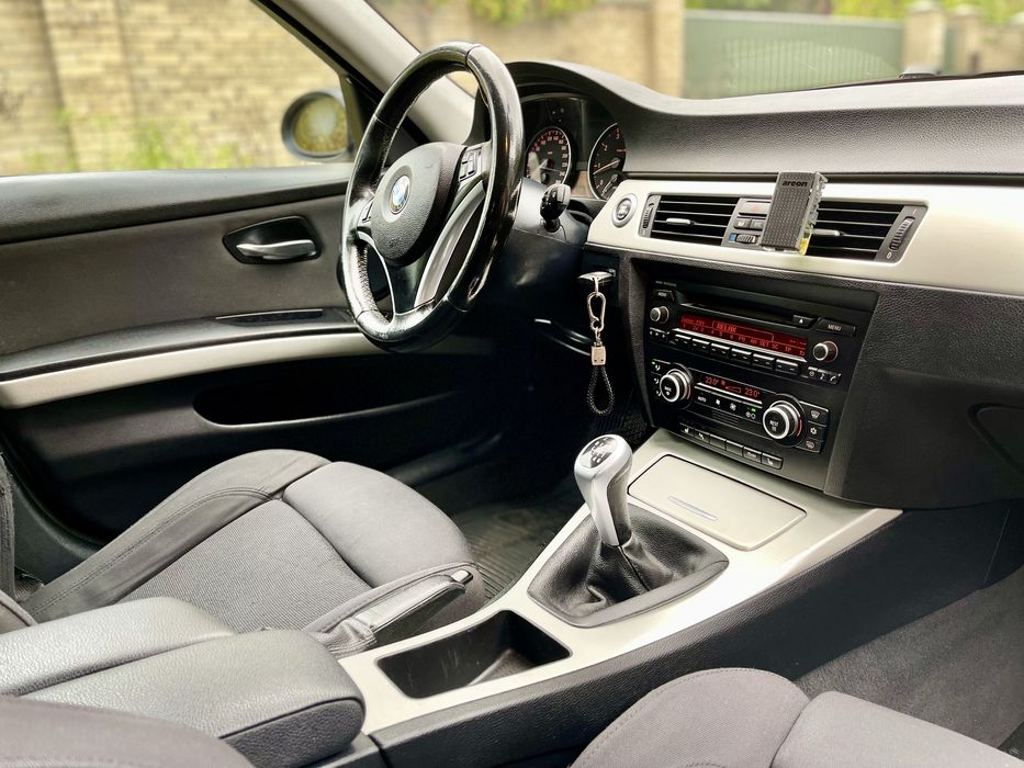 BMW 3 2008 рік 2.0 бенз