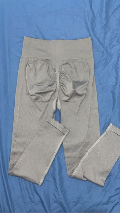 Conjunto gym cinzento