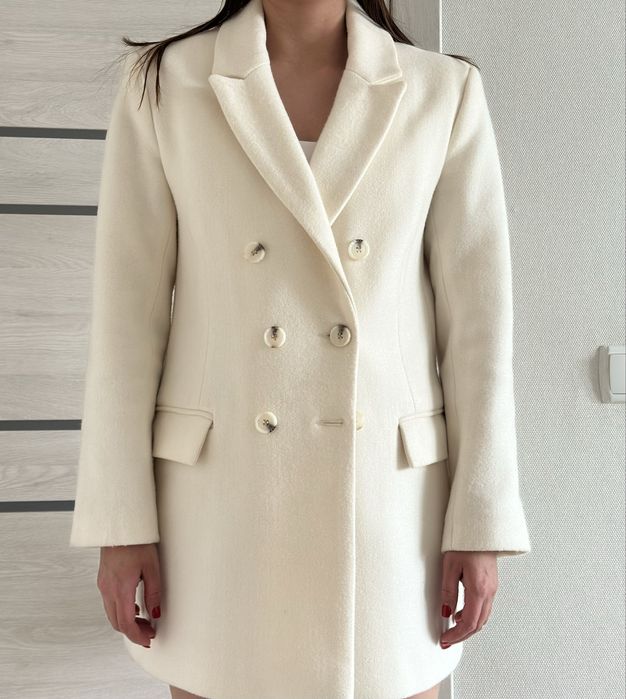 Вкорочене пальто