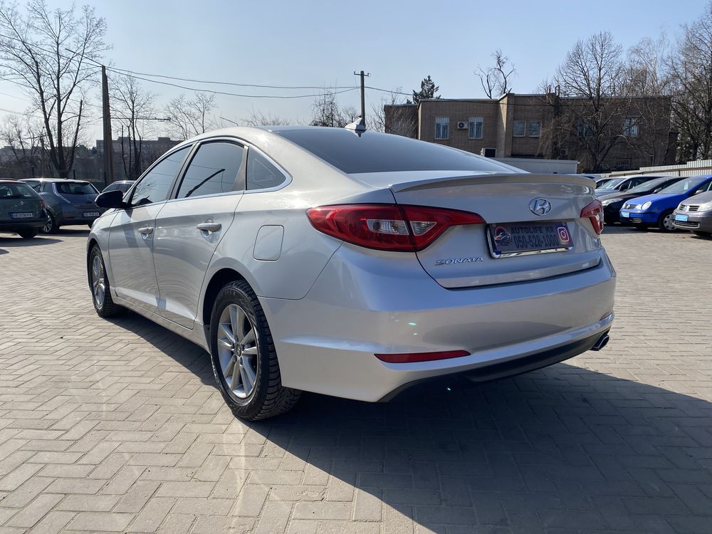 Hyundai Sonata SE 2015 рік, 2.4 бензин, автомат.