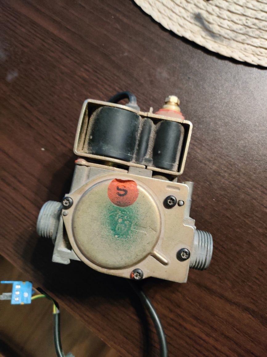 Elektrozawór gazu Vaillant